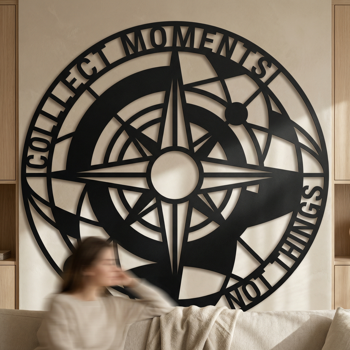 Moment Compass Crest