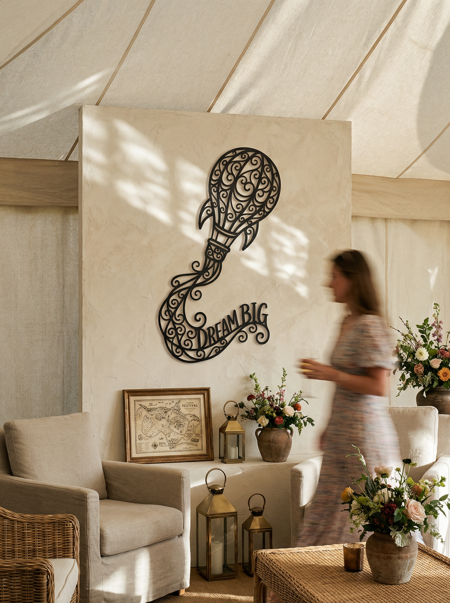 Filigree Skyward Balloon