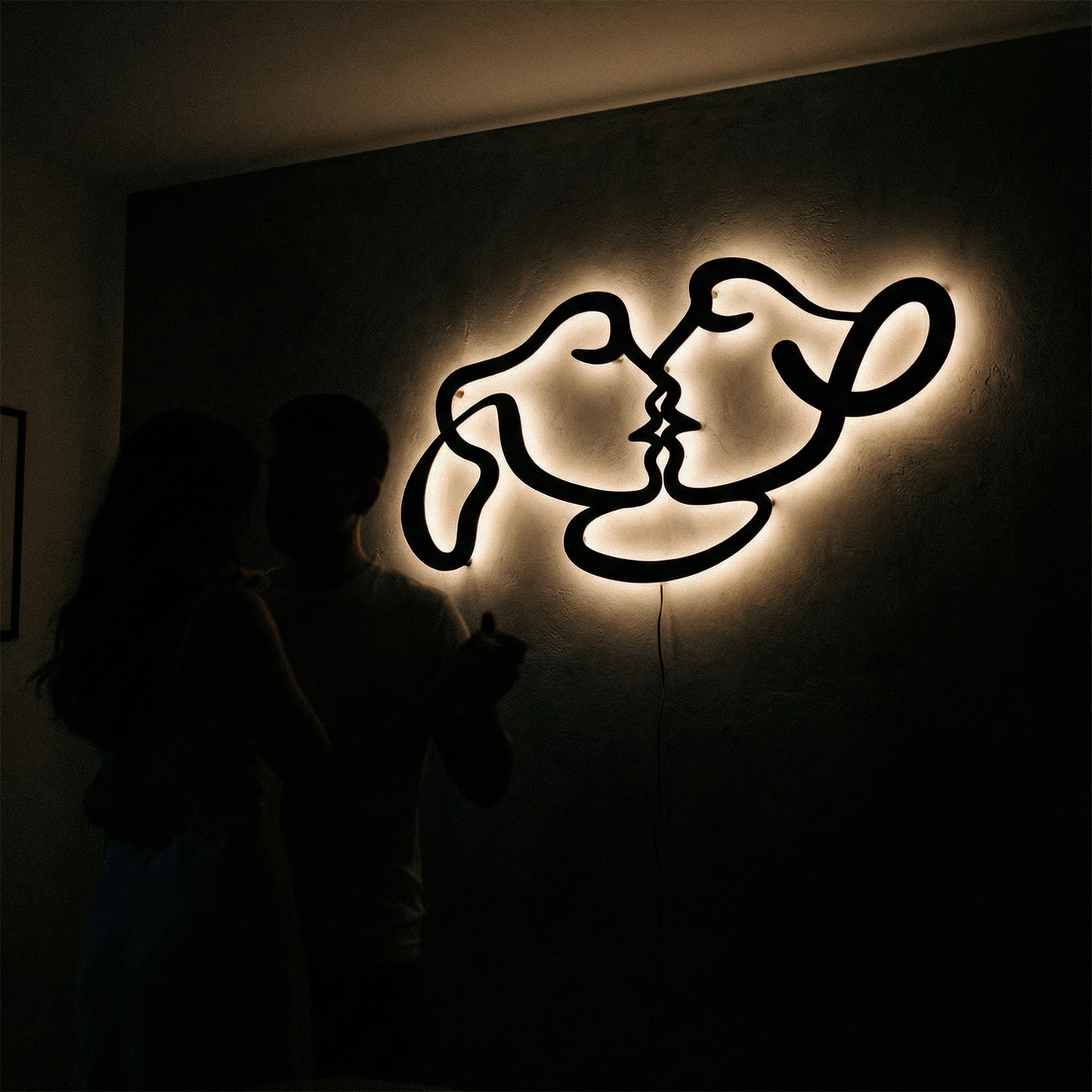 Tender Kiss | Couples & Romance