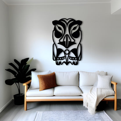 אמנות הקיר מתכת בעיצוב של טוטם בול עם עיצוב לוטוס